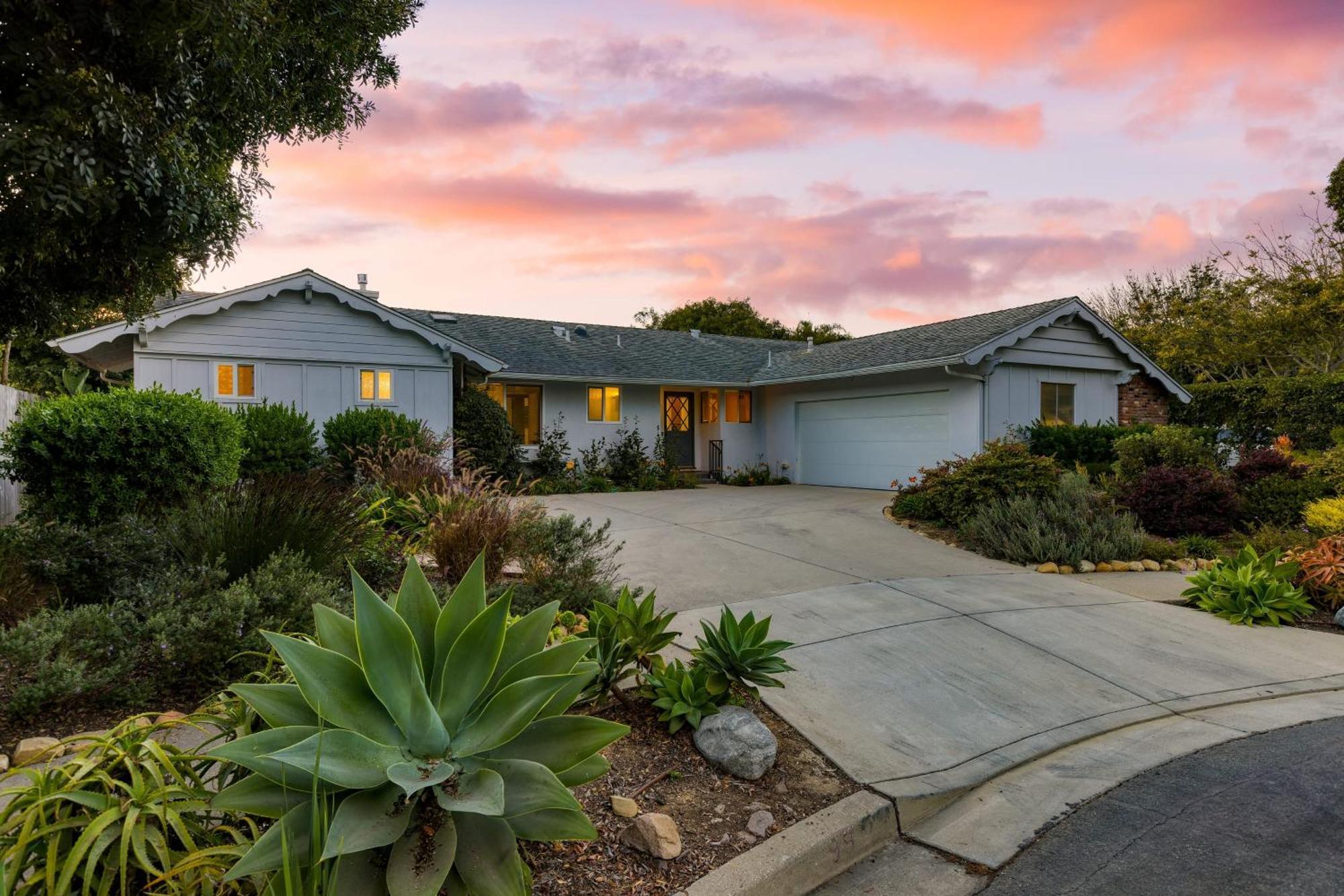 Goleta Getaway By Avantstay Private Backyard 1.5Mi To The Beach Santa Barbara Buitenkant foto